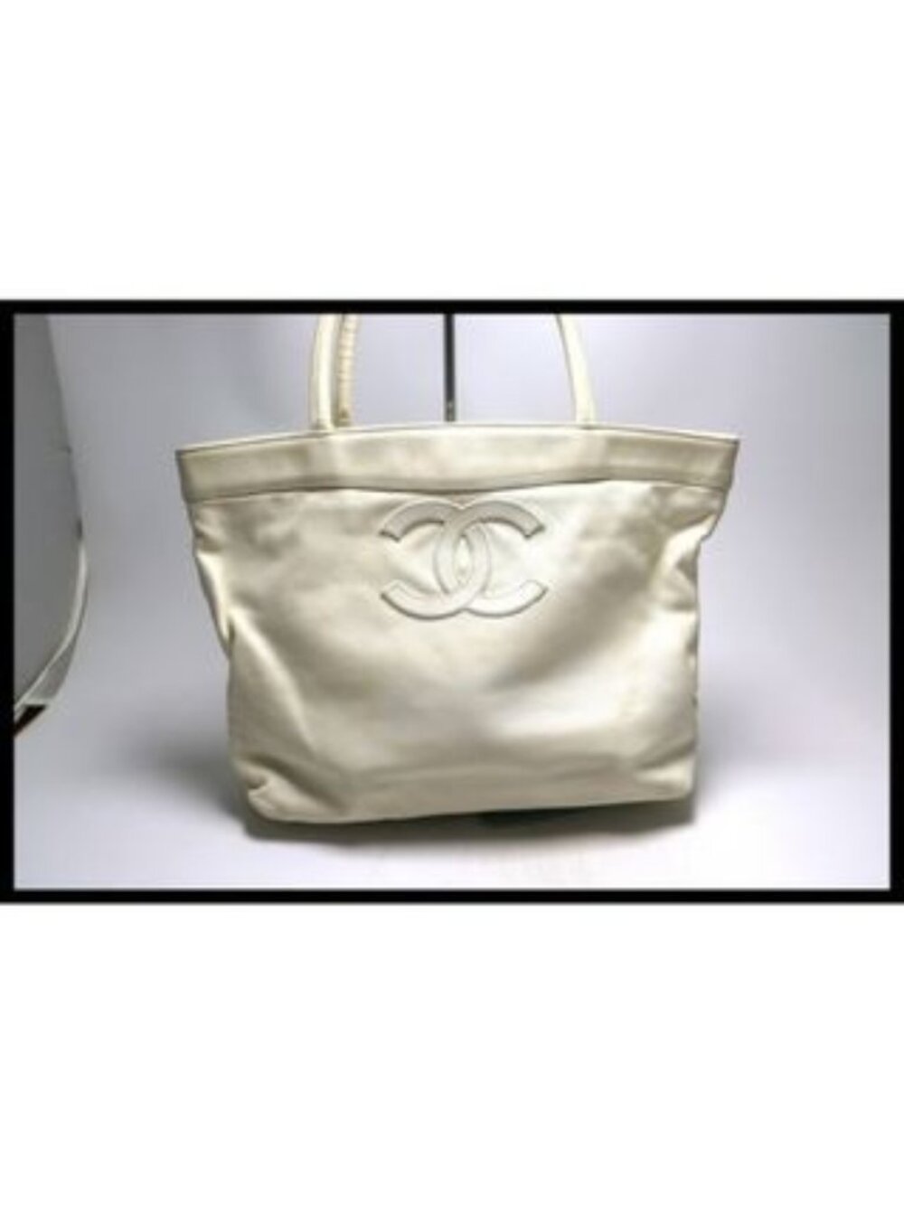 Chanel No 5 CC Logo GD Metal Fittings Tote